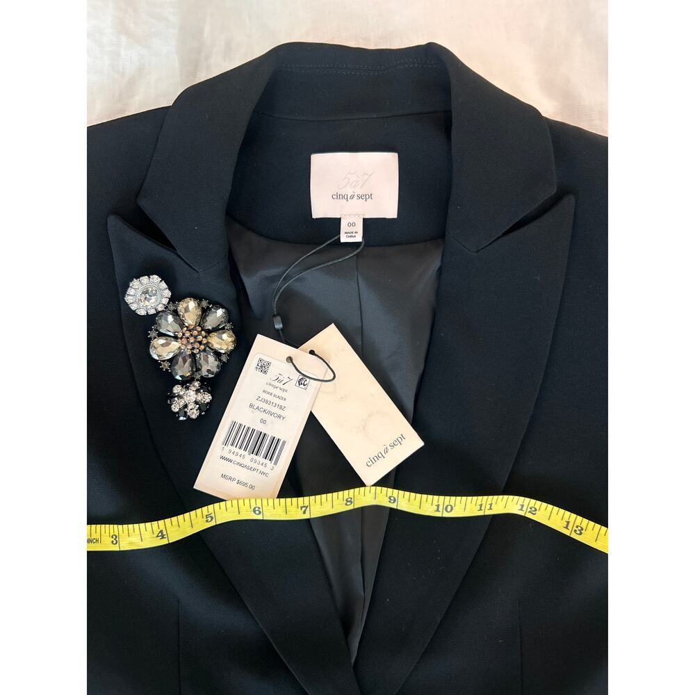 Cinq à Sept Roxie Blazer Rare Size 00 Black Ivory Lace NWT orig $695 - Picture 7 of 8